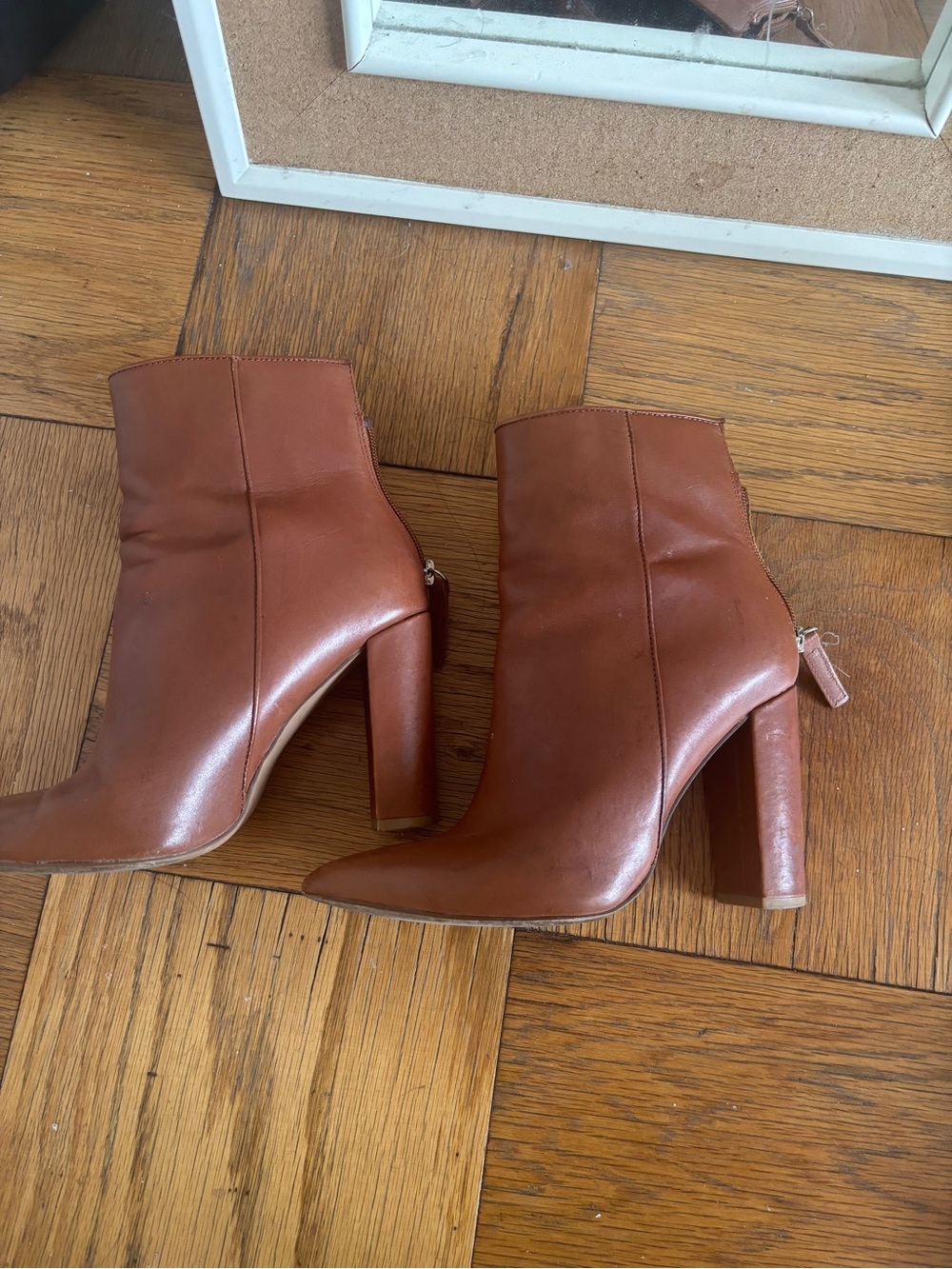 Steve Madden brown booties